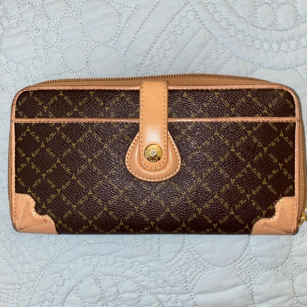 Rioni Wallet